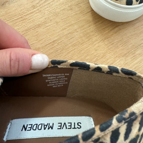 Steve Madden leopard print sneakers. Womens size 6. Used once! - Picture 3 of 3